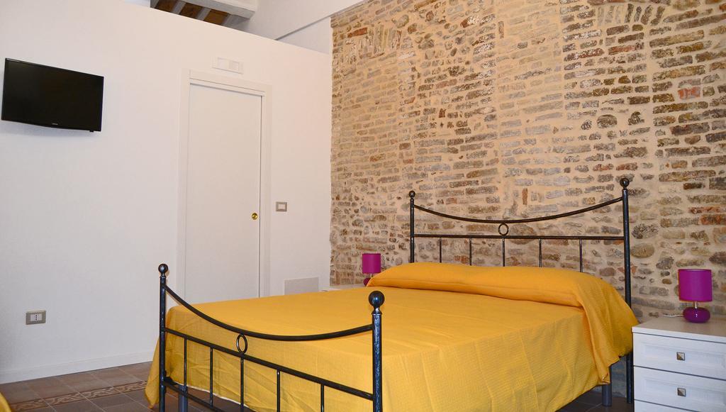 In Piazzetta Bed and Breakfast Vasto Rum bild
